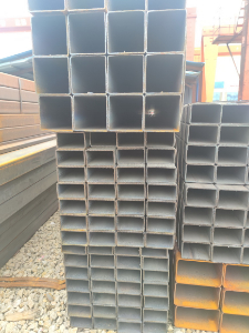 西区无缝方矩管